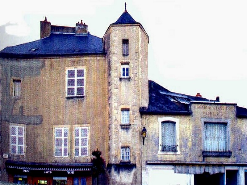 Moulins villa saulnier